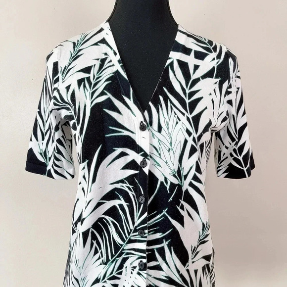 Talbots Tropical Leaf Fern Short Sleeve Button Sweater - Picture 2 of 16